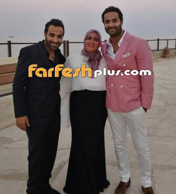 جمعهم الدم والفن.. 20 صورة ترصد الفنانين وأشقائهم صورة رقم 18 جمعهم الدم والفن.. 20 صورة ترصد الفنانين وأشقائهم صورة رقم 18