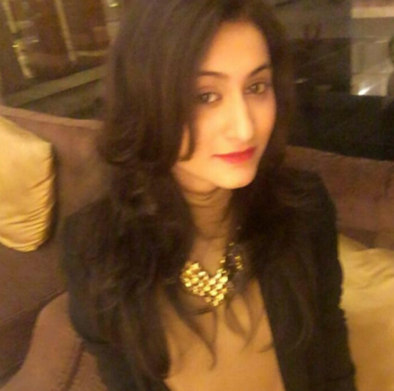 فنانة هندية تلقي بنفسها من شرفة شقتها! صورة رقم 4 فنانة هندية تلقي بنفسها من شرفة شقتها! صورة رقم 4