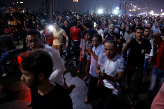  مظاهرات قرب ميدان التحرير ضد رئيس مصر عبدالفتاح السيسي صورة رقم 5
