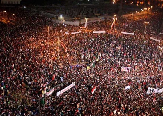  مظاهرات قرب ميدان التحرير ضد رئيس مصر عبدالفتاح السيسي صورة رقم 13
