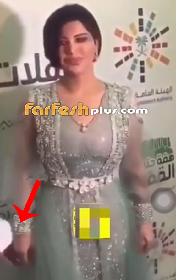 فيديو: رجل يمسك بيد شمس الكويتية ويُربكها.. إليكم ما حدث..! صورة رقم 4 فيديو: رجل يمسك بيد شمس الكويتية ويُربكها.. إليكم ما حدث..! صورة رقم 4