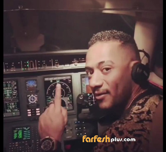  فيديو: محمد رمضان يقود الطائرة المتجهة من مصر للمشاركة في موسم الرياض صورة رقم 2