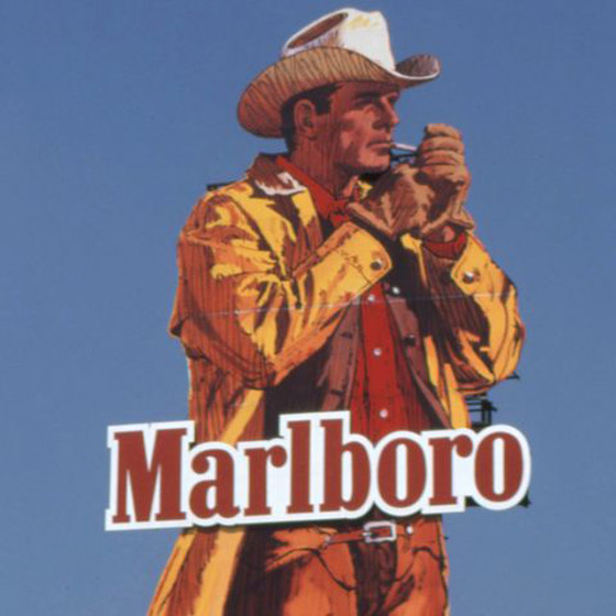 لم يدخن مطلقاً.. نجم مارلبورو الأصلي يرحل عن عمر 90 عاماً صورة رقم 4