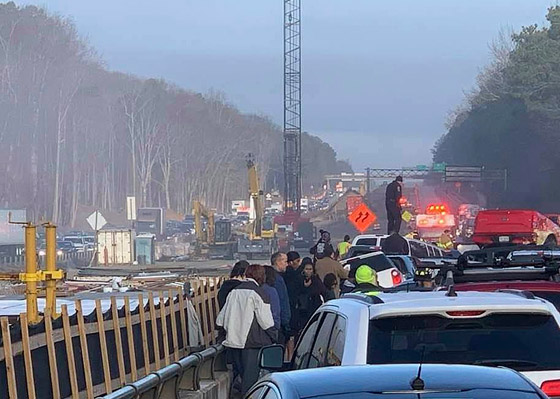 بالصور: تصادم عشرات السيارات في حادث سير بسبب الجليد والضباب! صورة رقم 5