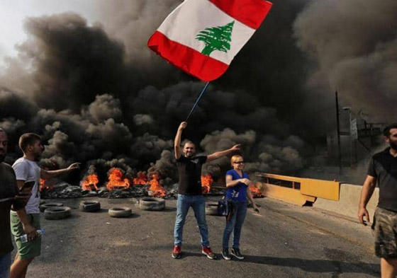 لبنان.. إصابة عشرات المحتجين في 