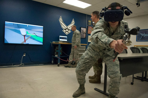 الجيش الأمريكي يستعين بالنظارات الذكية للقتال: لا حاجة لرؤية الأعداء صورة رقم 7
