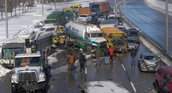 بالفيديو والصور: 200 مركبة في تصادم مروع في كندا والضحايا بالعشرات صورة رقم 8