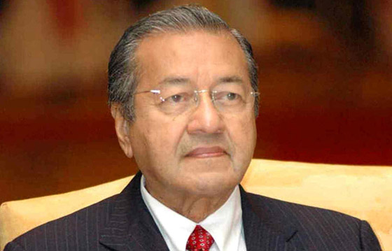 استقالة رئيس وزراء ماليزيا مهاتير محمد بعد محاولة شركائه إسقاط الحكومة صورة رقم 10