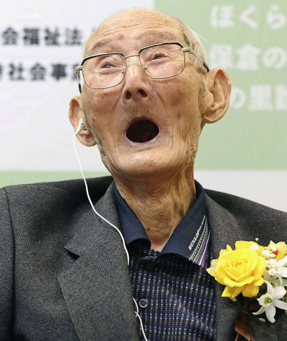 بعد أيام من حصوله على اللقب.. وفاة أكبر معمر بالعالم عن عمر 112 عاما صورة رقم 9