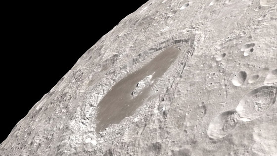 فيديو من ناسا يظهر مشاهد خلابة للقمر من منظور رواد الفضاء! صورة رقم 3