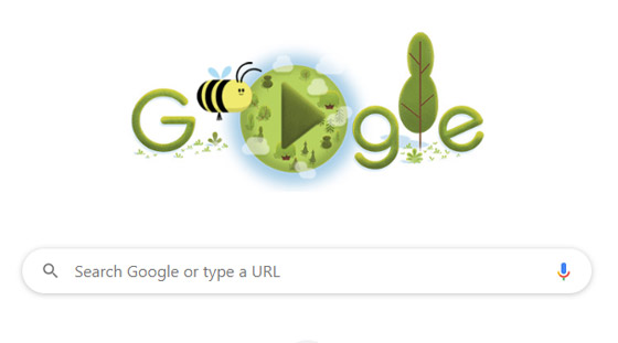 جوجل يحتفل باليوبيل الذهبي ليوم الأرض العالمي والنحلة عنوان الاحتفال صورة رقم 1