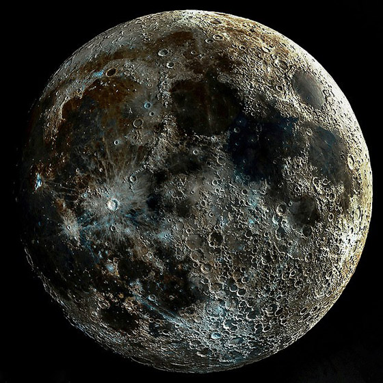 صور مذهلة.. التقاط أوضح صور لفوهات وحفر القمر! صورة رقم 1