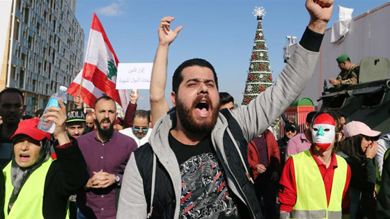 غليان في لبنان.. فهل تخرج الأمور عن السيطرة بسبب الفقر والبطالة؟ صورة رقم 1