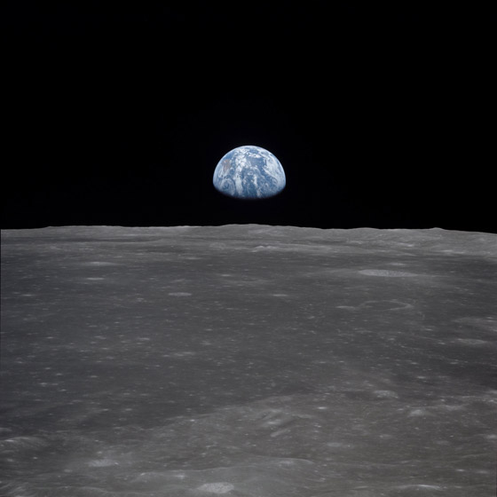 رائد فضاء يشارك لقطة مدهشة للخط الفاصل بين الليل والنهار على الأرض صورة رقم 4