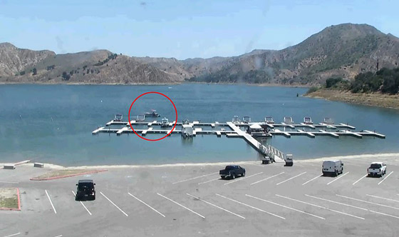 غرق ممثلة والعثور على طفلها لوحده في القارب وسط البحيرة صورة رقم 4