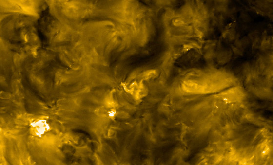 أقرب صور ملتقطة للشمس تكشف عن عمليات ثوران شمسية صغيرة صورة رقم 6