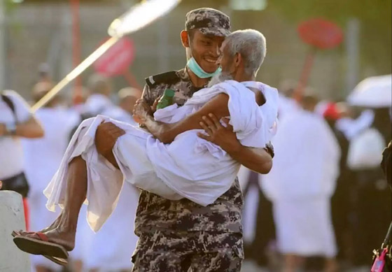 بالفيديو: الحجاج يبدأون بالتوافد إلى مكة لأداء حج استثنائي بسبب كورونا صورة رقم 11