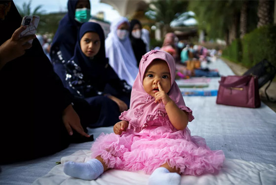 كيف احتفل مسلمو العالم بعيد الأضحى في ظل الوباء والقيود المشددة؟ صور صورة رقم 8