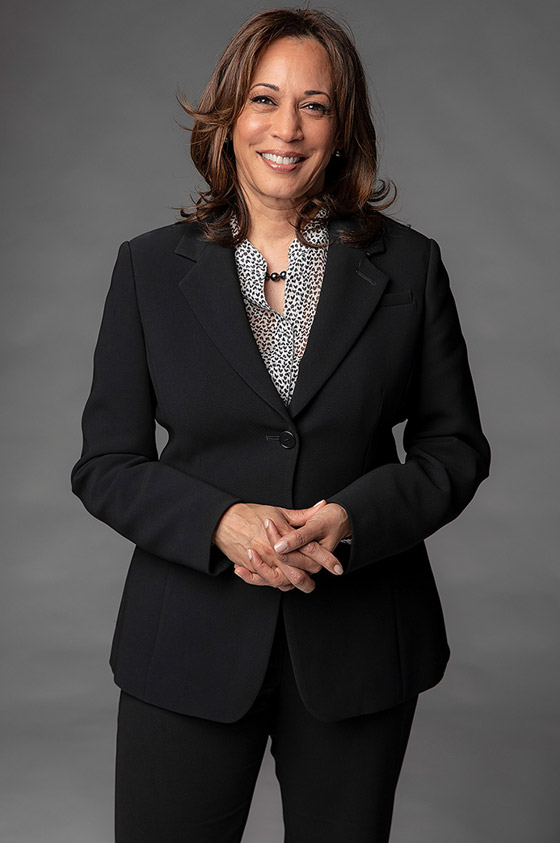 كامالا هاريس: أول أمريكية سوداء مرشحة لمنصب نائب الرئيس الأمريكي صورة رقم 21