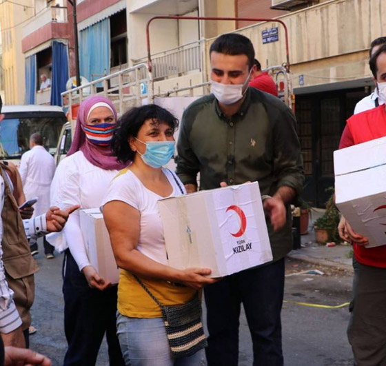 فيديو الشيف بوراك يزور لبنان ليقدّم مساعدات للمتضررين ويتحدث العربية صورة رقم 5