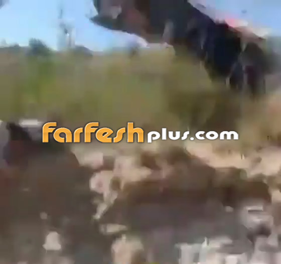 فيديو سقوط راكب دراجة نارية بعد محاولة صعود منحدر صخري والتحليق صورة رقم 5
