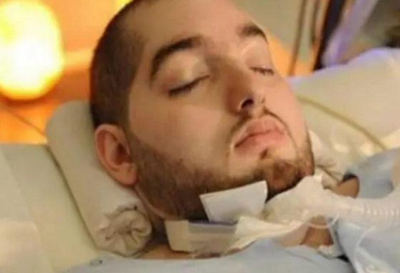 فيديو سار للأمير السعودي النائم يحدث ضجة بعد غيبوبة 15 عاماً صورة رقم 3