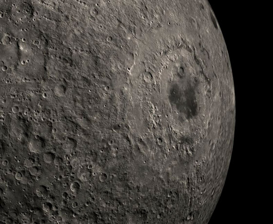 فيديو وصور.. اكتشاف مزلزل ضخم تعلنه ناسا: مياه على سطح القمر! صورة رقم 12