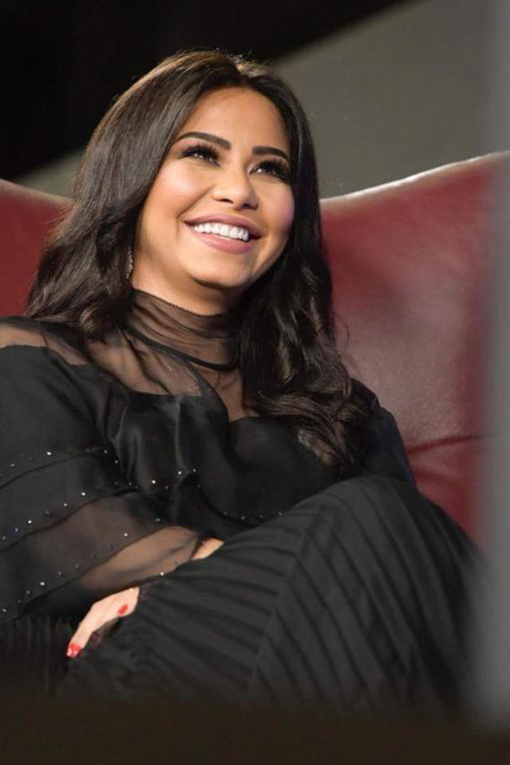 شاهد شمس الكويتية تشن هجوما قاسيا على شيرين عبد الوهاب: جاهلة ولا تملك الوعي صورة رقم 2