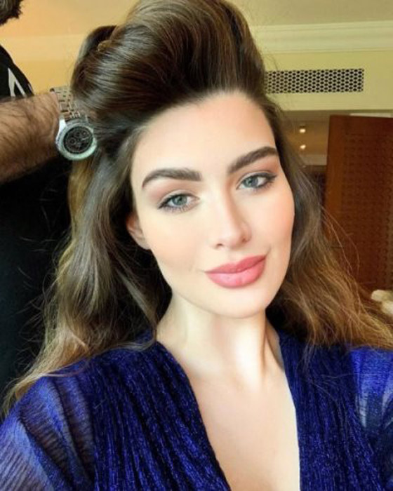 روان بن حسين ترد على متابع اتهمها بالثراء بعد زواجها من ليبي صورة رقم 7