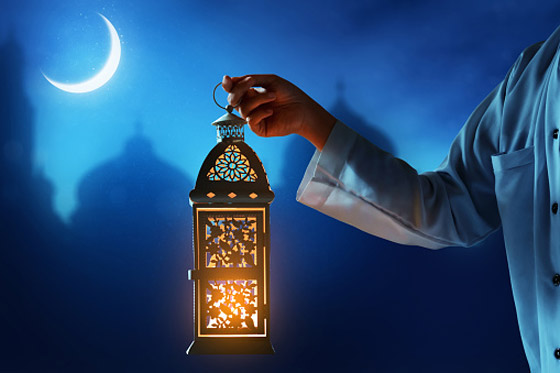 مع قرب حلول رمضان.. داعية يدعو لاغتنام هذه الليلة: (ينظر الله إلينا فيها)  صورة رقم 1