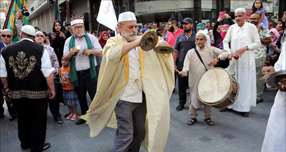 العالم الإسلامي يستقبل ثاني رمضان وسط إجراءات صحية وقيود غير مسبوقة صورة رقم 16