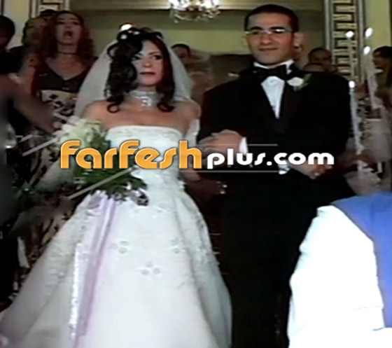 فيديو وصور زفاف منى زكي وأحمد حلمي قبل 20 عاما: عادل إمام يخطف العروس! صورة رقم 7
