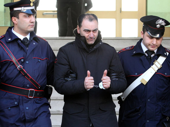 أحكام بالسجن على 70 عضوا بأخطر مافيا إيطالية بأكبر محاكمة منذ عقود صورة رقم 10
