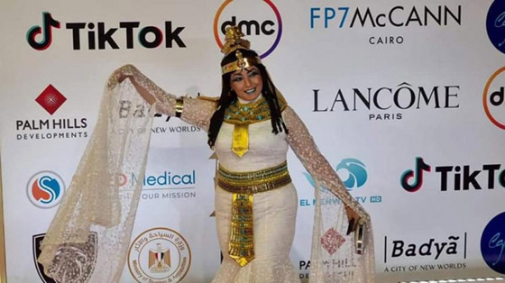 فيديو وصور: منافسة بين إطلالات النجمات بمهرجان القاهرة.. من الأجمل والأسوأ؟ صورة رقم 13