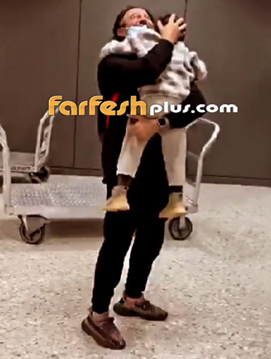 فيديو مؤثر: ابن قصي خولي يهرع لوالده راكضا في المطار ويحتضنه صارخا (أبي!) صورة رقم 7
