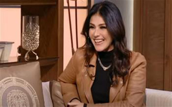 فيديو الفنانة بسمة تصدم جمهورها: “أرفض ان ارضع طفلي لأني لست بقرة”! صورة رقم 1