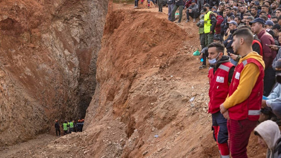 نهاية حزينة: وفاة الطفل ريان عند إخراجه من البئر وملك المغرب وماكرون يعزيان ذويه صورة رقم 11