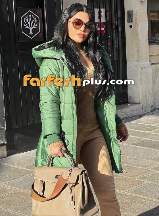 صور هيفاء وهبي بإطلالة ذهبية أبرزت جمالها ورشاقتها في شوارع باريس صورة رقم 7