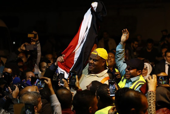 فيديو المصري كابونغا الخارق.. سحب قطارا يزن 180 طنا! صورة رقم 3