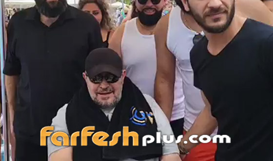 المقارنة بين فيديو وصور جورج وسوف بالعكاز وعلى كرسي وعمرو دياب الشاب.. مواليد نفس السنة! صورة رقم 12