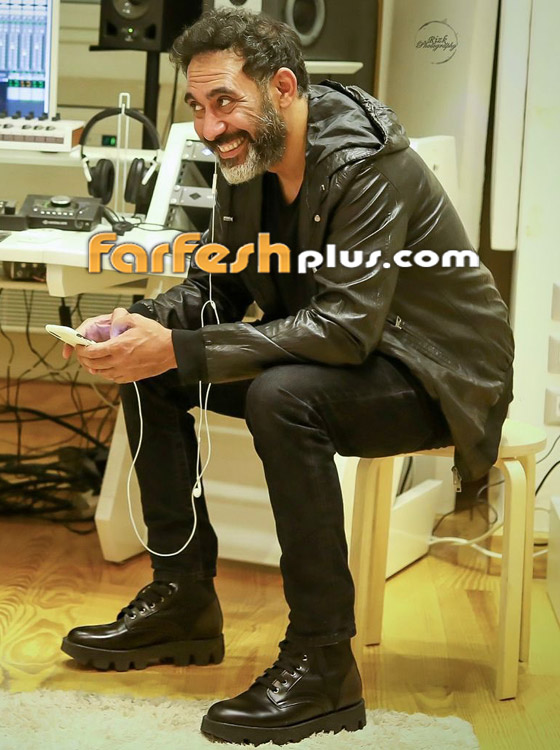 فيديو عمرو مصطفى: سأكون أفضل مطرب عربي وسأتزوج نوال الزغبي لو سمحت لي زوجتي! صورة رقم 6