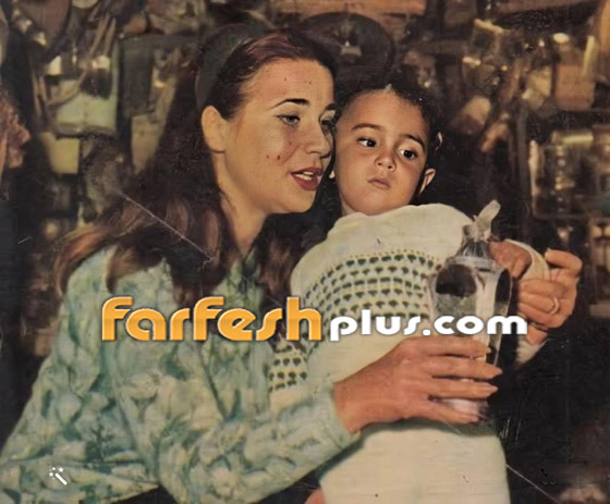 صور نجوم زمان يحتفلون برمضان مع الأطفال بالفوانيس، بينهم زبيدة وناهد ومظهر وزيزي وفوزي صورة رقم 1
