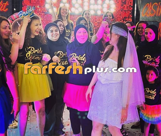 فيديو وصور زفاف الفنانة دنيا عبد العزيز.. العروس بفستان مميز وحذاء رياضي! صورة رقم 10
