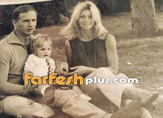 صورة نادرة: شيرين رضا في طفولتها مع والديها صورة رقم 2