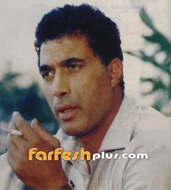 صورة نادرة: عمرو دياب يضحك من غناء أحمد زكي! وديو بينهما لم يكتمل صورة رقم 5