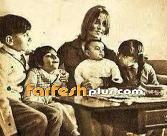 صورة فيروز مع ابنيها زياد الرحباني و