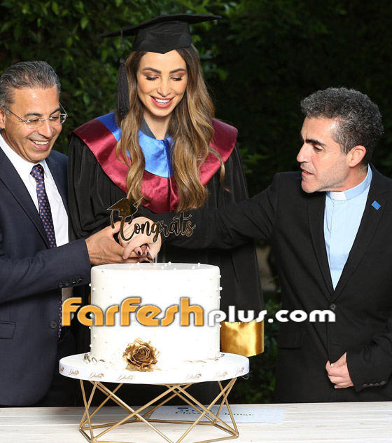 صور أنابيلا هلال تحصل على الدكتوراه.. هل تذكروها في عرب آيدول؟ فيديو صورة رقم 9