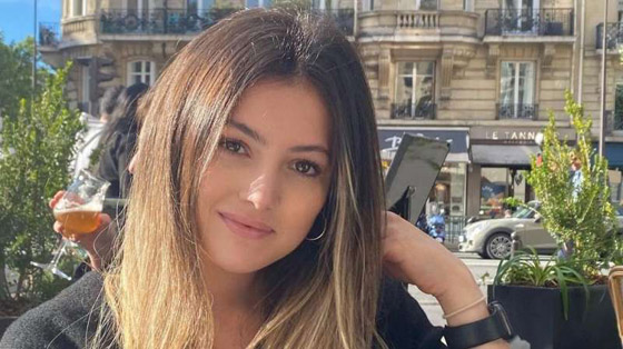 صور ابنة عاصي الحلاني الصُغرى تلفت أنظار الجمهور.. اطلالة متالقة وجمال ناعم صورة رقم 4