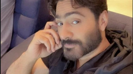 فيديوهات مواقف مضحكة جمعت بين تامر حسني مع الحرس الخاص 