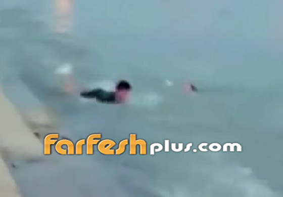 بالفيديو.. موقف بطولي من شاب صيني ينقذ طفلة من الغرق صورة رقم 2